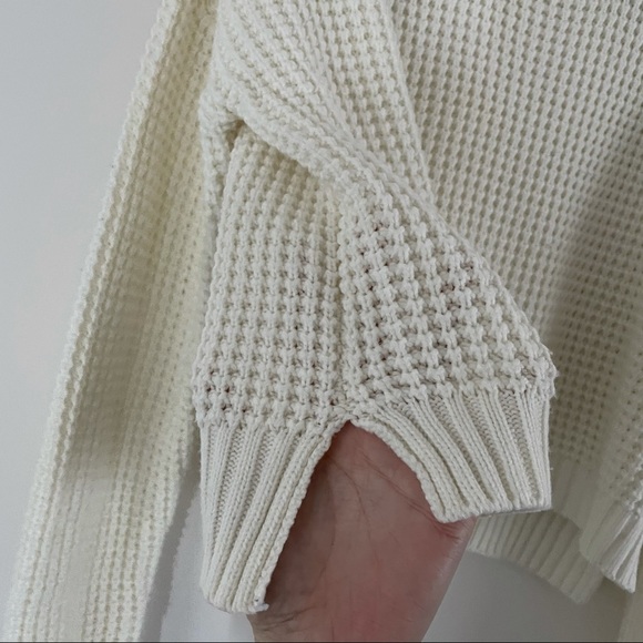 Forever 21 cropped cream cardigan - Picture 2 of 7